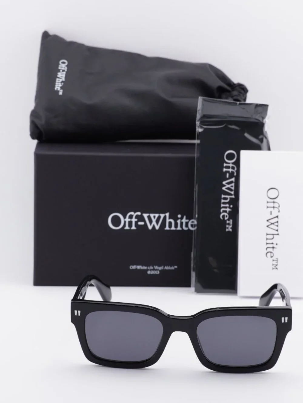 Off-White OERI108 MIDLAND 1007 Square Sunglasses – Black / Grey